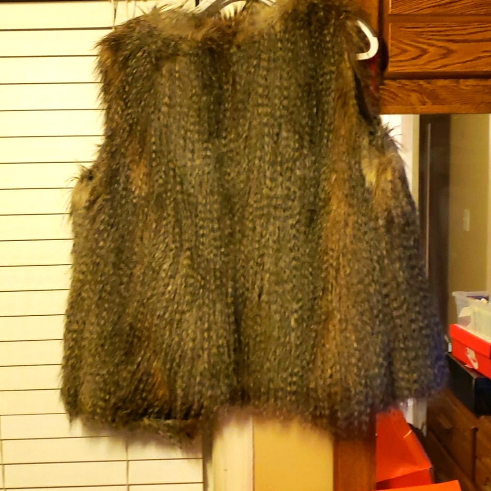 Fur vest